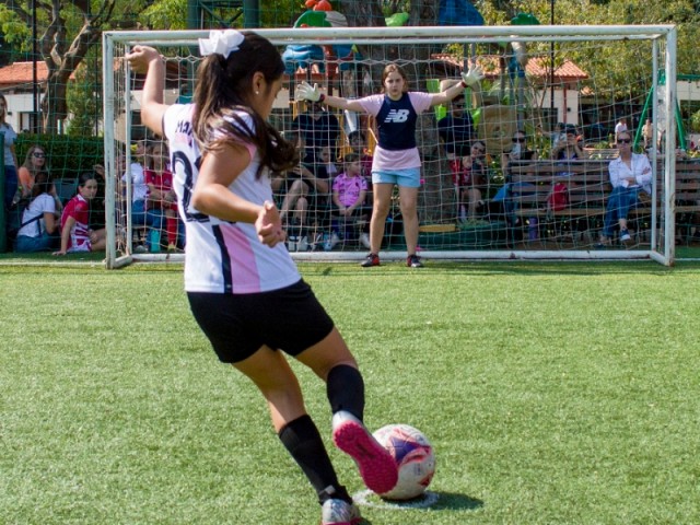 Campeonato de penales + juegos + habilidades + Mini Deporte.
